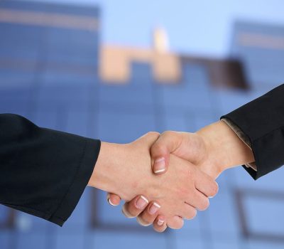 handshake-cooperation-partnership-agreement